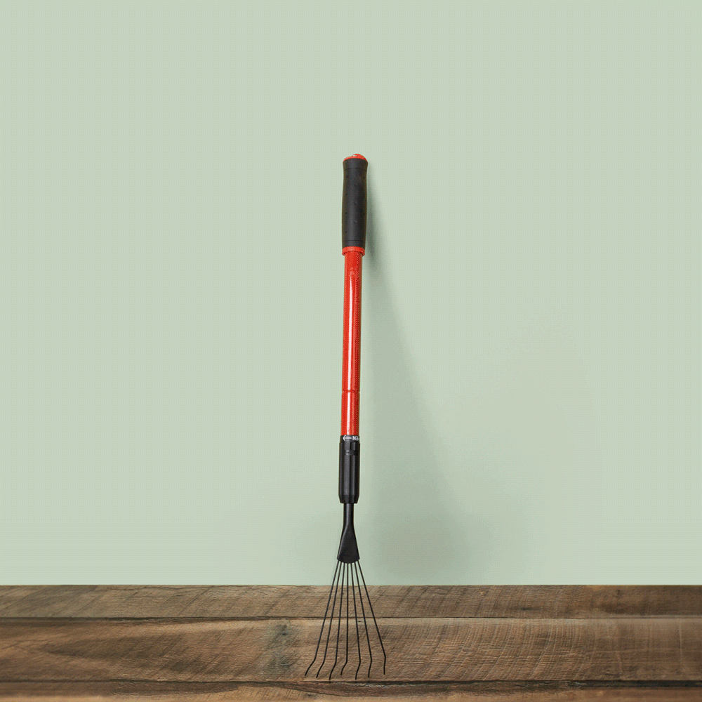 Corona ExtendaHandle Garden Rake