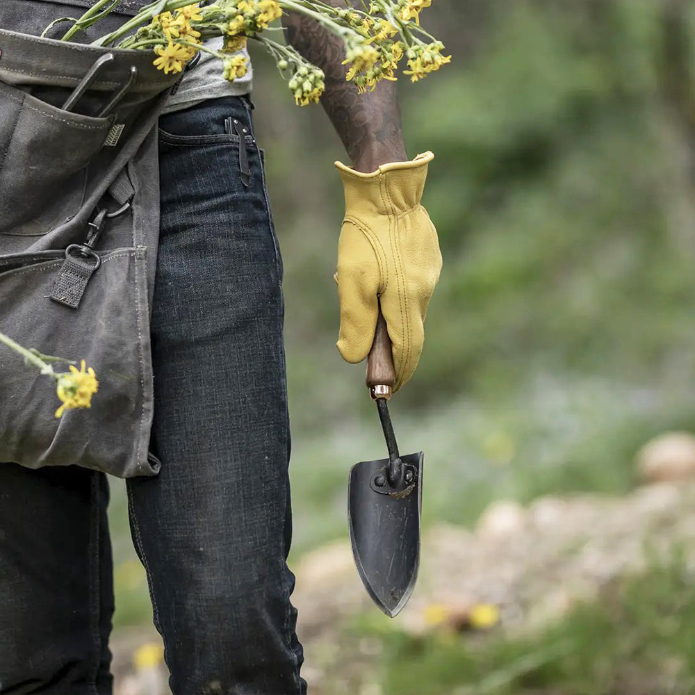 Barebones Garden Trowel